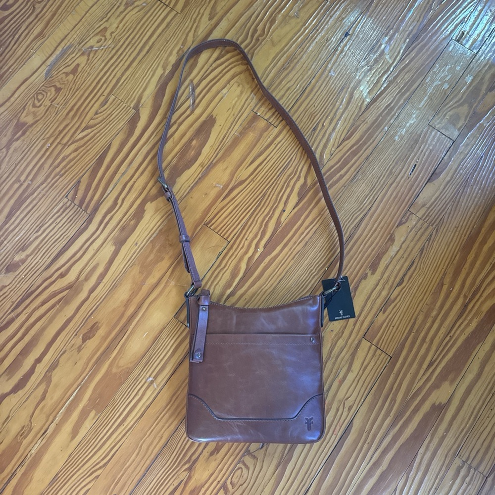 FRYE AND CO. Tan Leather Messenger Bag